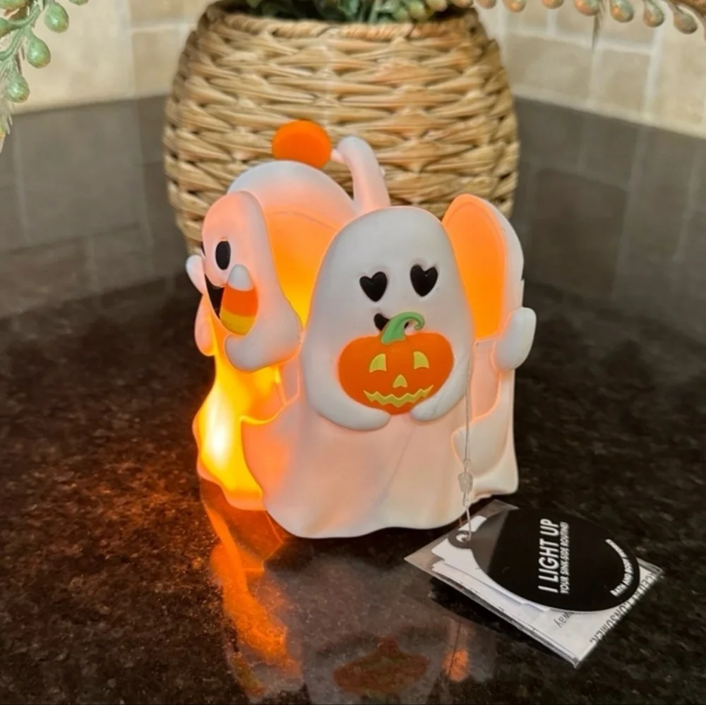 Bath Body Works Light-Up Friendly Ghosts Halloween Foaming Hand Soap Holder NEW